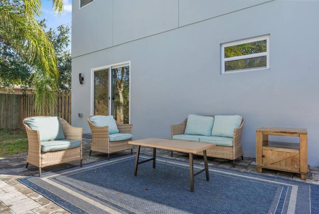 Florida Getaway With Backyard Pool Oasis Villa Sarasota Exterior photo